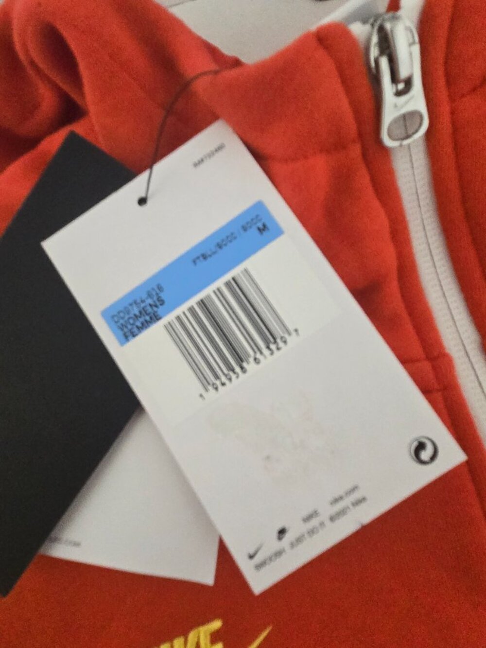 Nike Liverpool FC Women's Full-Zip Hoodie Jacket NWT Medium Red Yellow Grey - Picture 6 of 9